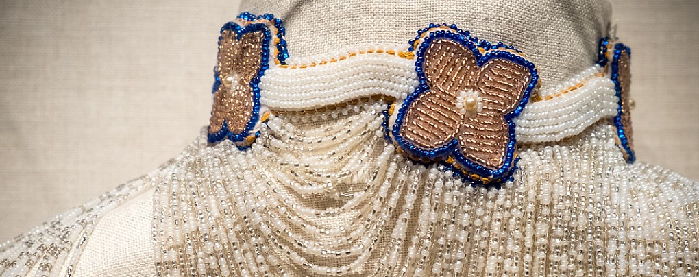 HollyTale II, Three Nations, One Necklace