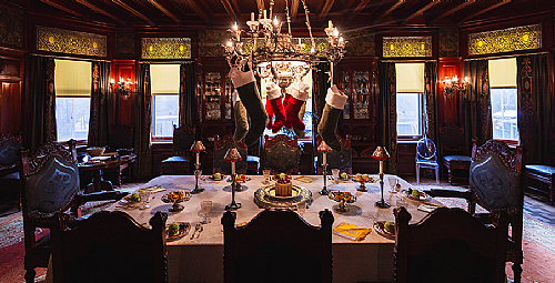 The Holiday Dinner Table: From Turkey to Latkes and... Pistachio Ice Cream?