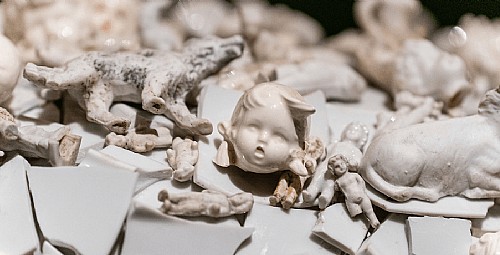 An Interview with Bouke de Vries on <i>War & Pieces</i>